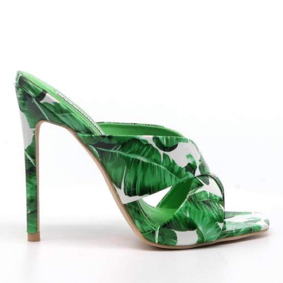 Shoes - Monstera Palm Tropical Green Stiletto Heels